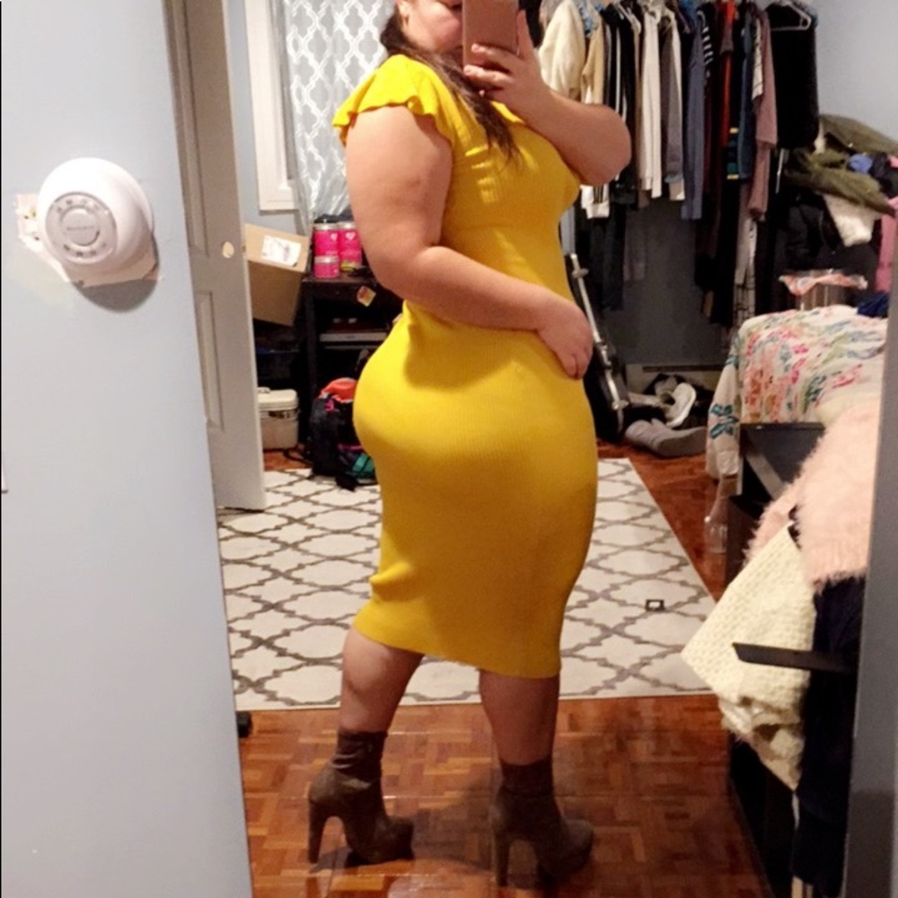 Dress - Picture 3 of 6